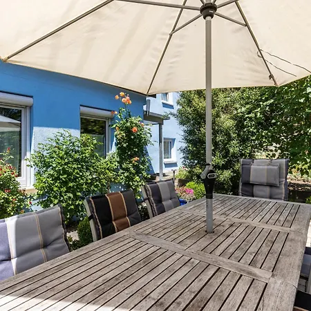 Apartament Alb Rose *